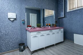 Sherlock Holmes Hostel Baku