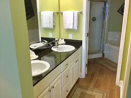 Lighthouse Unit 606 2 Bedroom Condo by Redawning