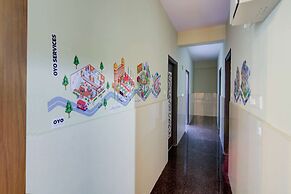 OYO 11916 Varcity Plaza