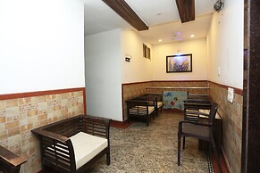 OYO 12682 Hotel Relax