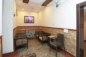 OYO 12682 Hotel Relax