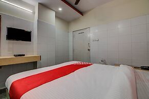 OYO 14669 Mayur's Residency