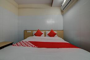 OYO 14669 Mayur's Residency