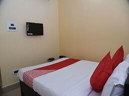 OYO 15071 Hotel Harsh Raj Residency