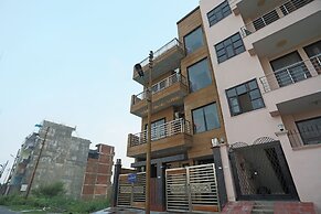 OYO 15183 JJK Home Stay