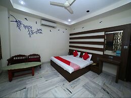 OYO 1067 Hotel Surbhi