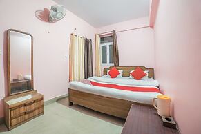 OYO 16561 Surya Holiday Home