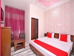 OYO 16431 Hotel New Comfort 1