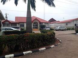 Filbon Hotel & Gardens