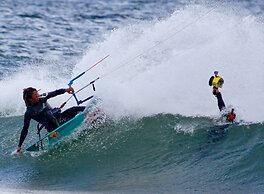 SURFtoLIVE House - Hostel