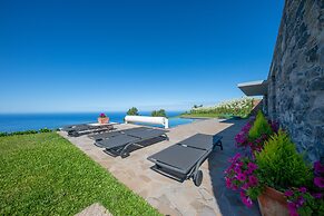 Quinta Inácia by Our Madeira