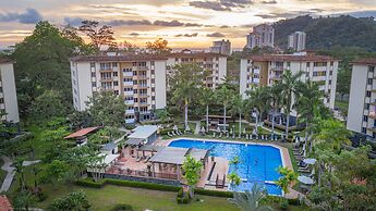 Costa Linda Condo 1.3