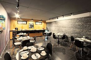 Elle Boutique Hotel