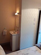 THE KEMPS Guest House