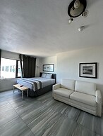 Casablanca Miami Beach