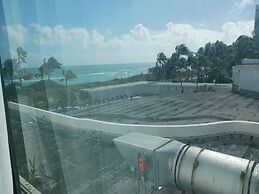 Casablanca Miami Beach