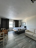 Casablanca Miami Beach