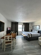 Casablanca Miami Beach