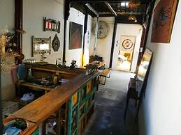 Zhujiajiao UMA Hostel