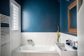 Virtue by Stylish Stays