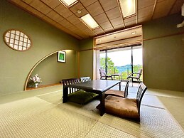 Sushi Auberge Gorasaryo