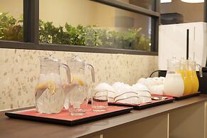 No.25 Signature Hotel Daechung