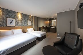 No.25 Signature Hotel Daechung