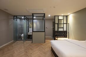 No.25 Signature Hotel Daechung