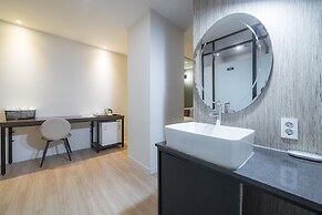 No.25 Signature Hotel Daechung