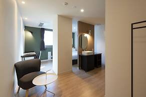 No.25 Signature Hotel Daechung