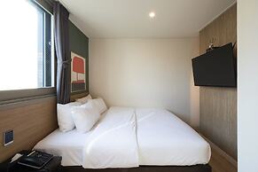 No.25 Signature Hotel Daechung