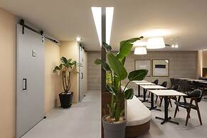 No.25 Signature Hotel Daechung