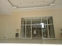 Venice Mall Area McKinley Hill Taguig BGC