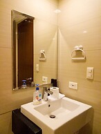 Venice Mall Area McKinley Hill Taguig BGC