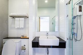 Sleep Z Hostel by Icon Park