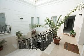 Suites and Apartment