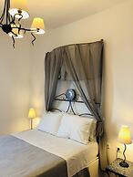 Sarakiniko View Studios