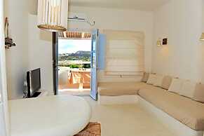 Sarakiniko View Studios