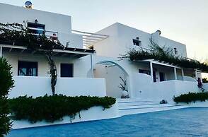 Sarakiniko View Studios