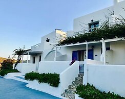 Sarakiniko View Studios