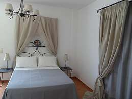 Sarakiniko View Studios