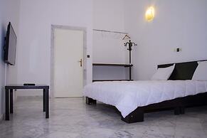 Residence White River 1