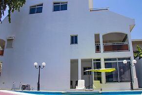 Residence White River 1