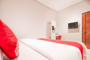 OYO 148 Cempaka Place Homestay