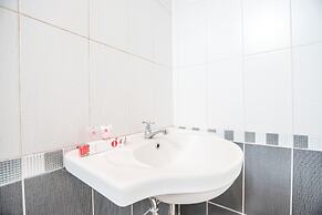 OYO 148 Cempaka Place Homestay