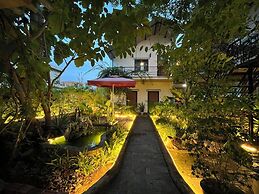 Funny Monkeys Homestay