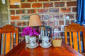 Funny Monkeys Homestay