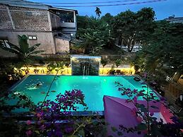 Funny Monkeys Homestay