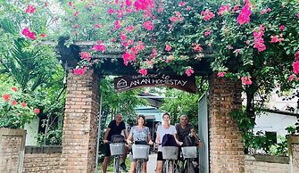 Funny Monkeys Homestay