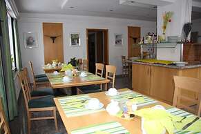 Hotel Gasthof Gruener Wald